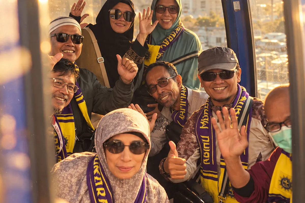 Tentang Syahnaz Umrah