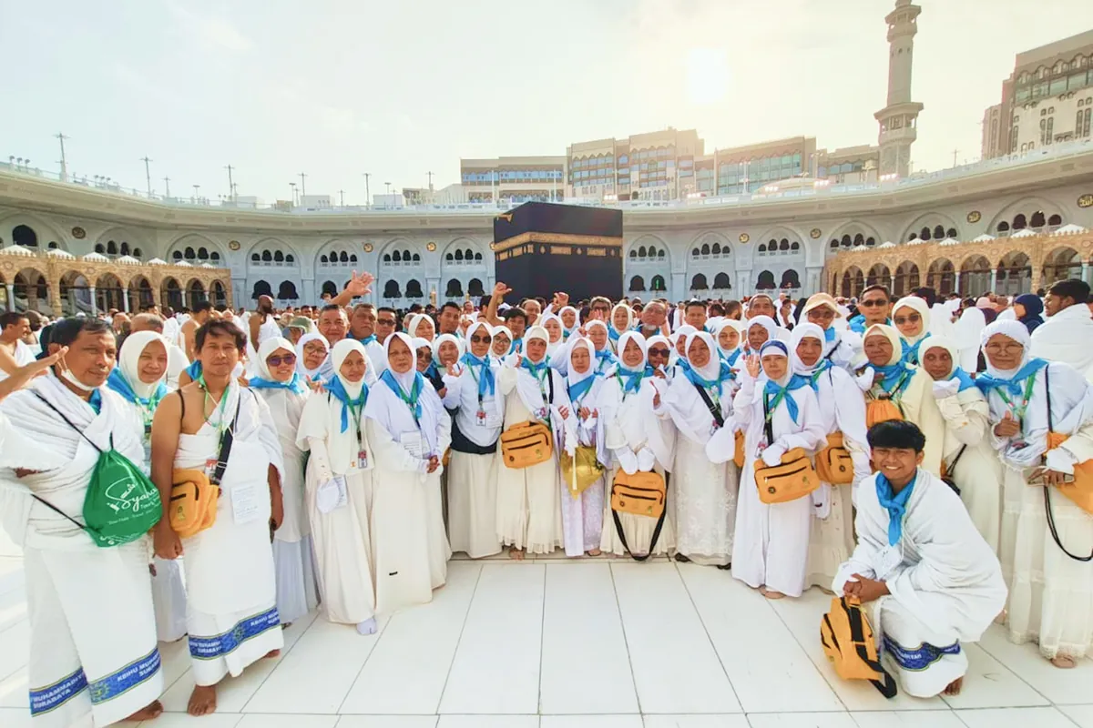 Tentang Syahnaz Umrah