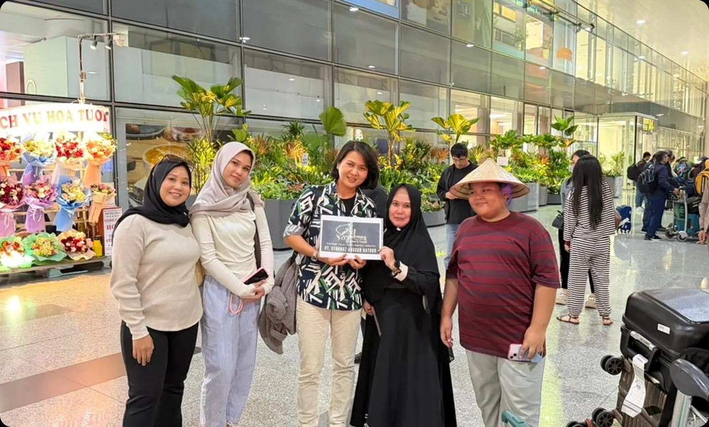 Teman-teman bepergian bersama